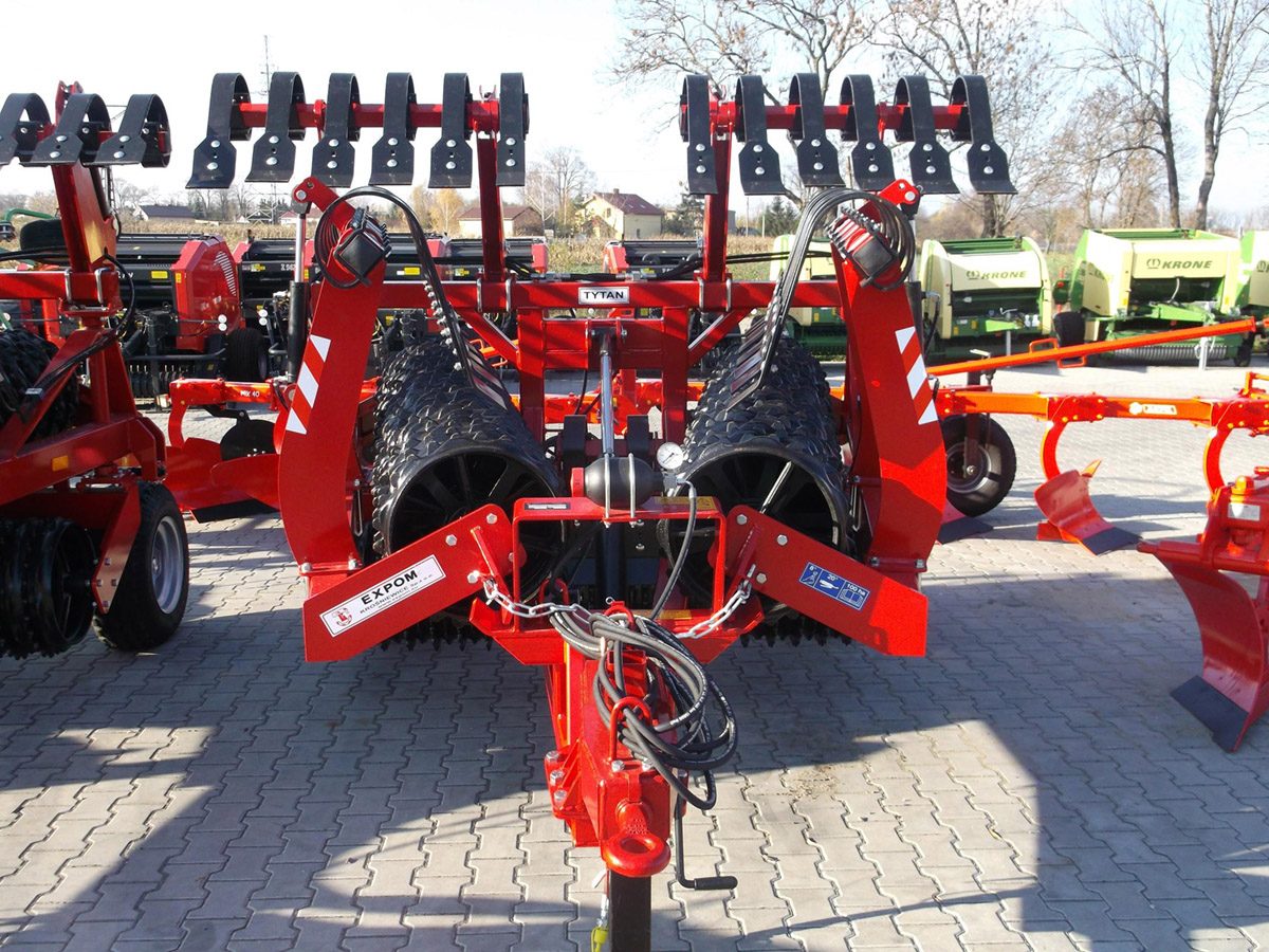 WAŁ UPRAWOWY FIRMY EXPOM MODEL TYTAN 6,3 FI 530 Z WŁÓKĄ REGULOWANA HYDRAULICZNIE