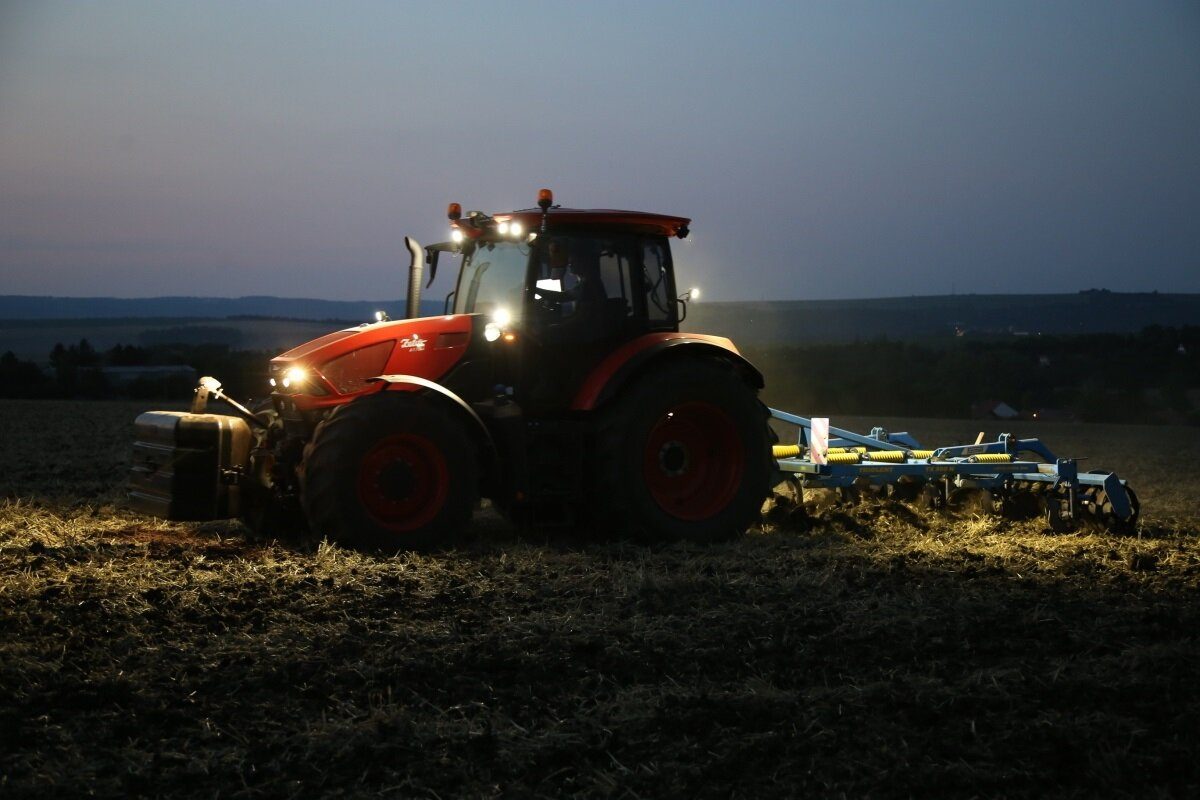 ZETOR SERIA 6 INTELIGENTNE FUNKCJE